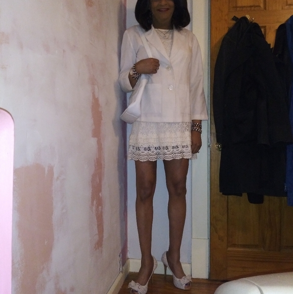 Meet your Posher, Alyssa - Picture 14 of 16